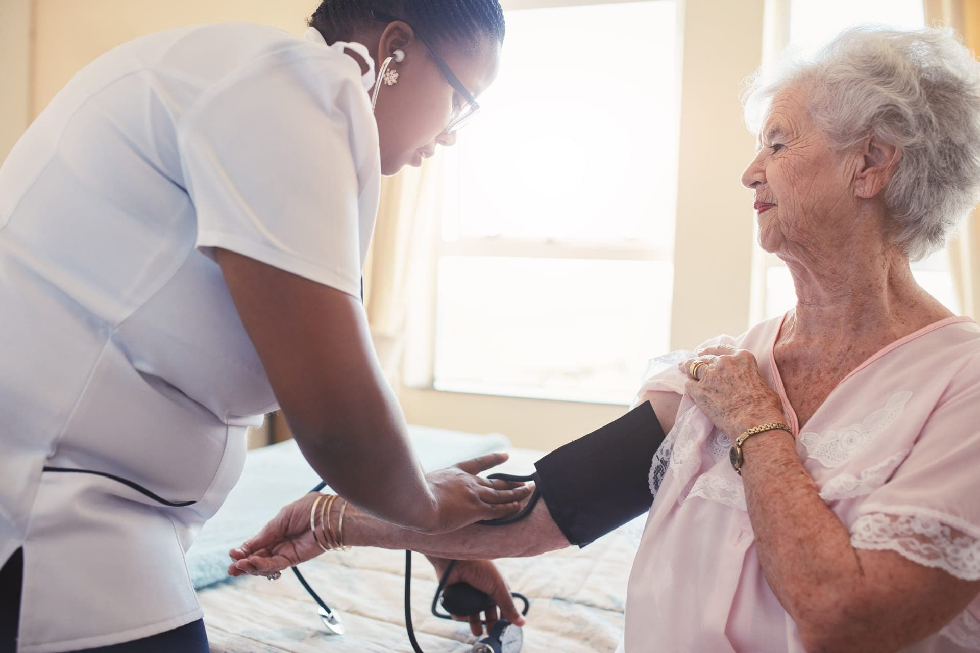Professionnel de santé lors d'un dépistage